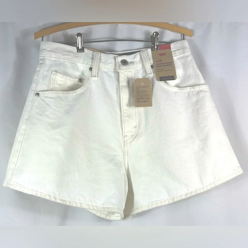 LEVI'S WHITE DENIM HIGH WAIST MOM SHORTS - Picture 7 of 9